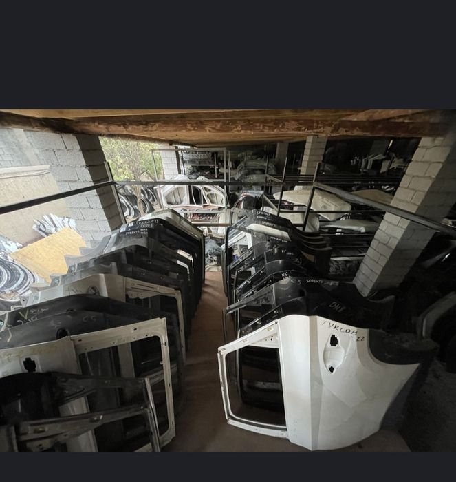 Оригинал запчасть корейские двери