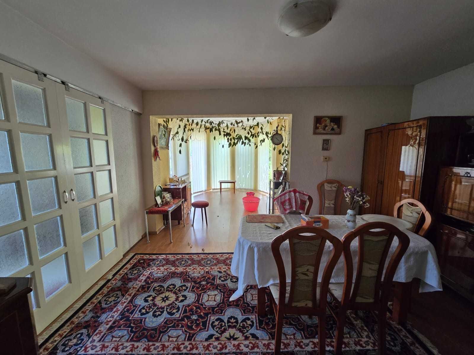 Inchiriez casa - multiple utilizari - 320 mp utili