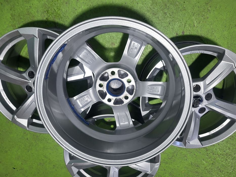 17 5x112 Skoda лети джанти 5х112 шкода