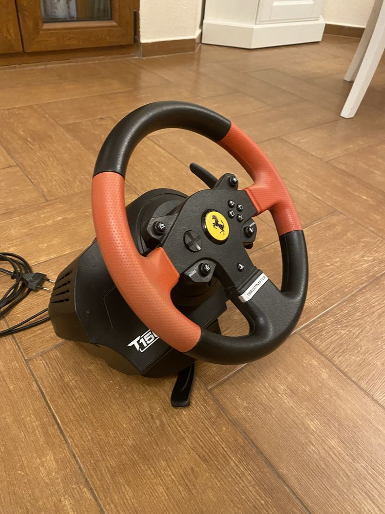 Волан Thrusmaster T150
