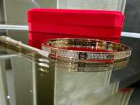 CARTIER Love Small Paved Rose Gold Diamonds Гривна с Отверка