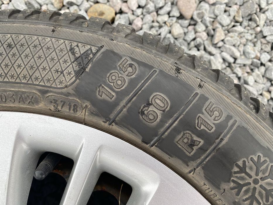 Jante Opel cu anvelope iarba Kleber 185/60 R15 cu profil 5-7 mm