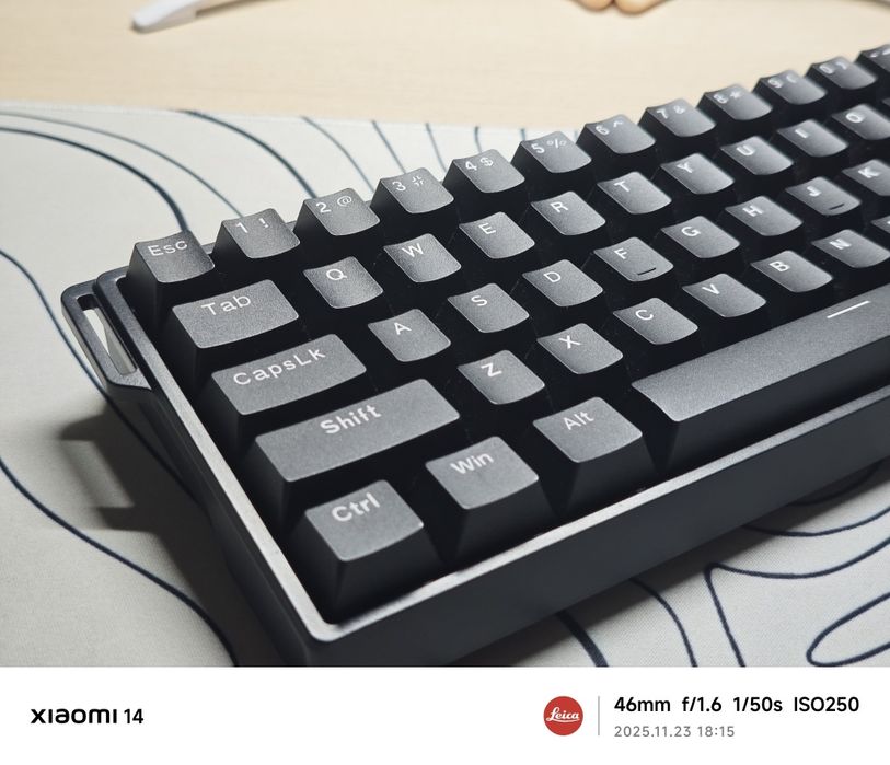 Продаю механическую клавиатуру | Aula WIN60HE