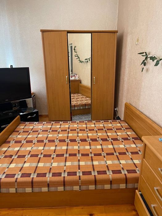 Продается мебель спальный гарнитур