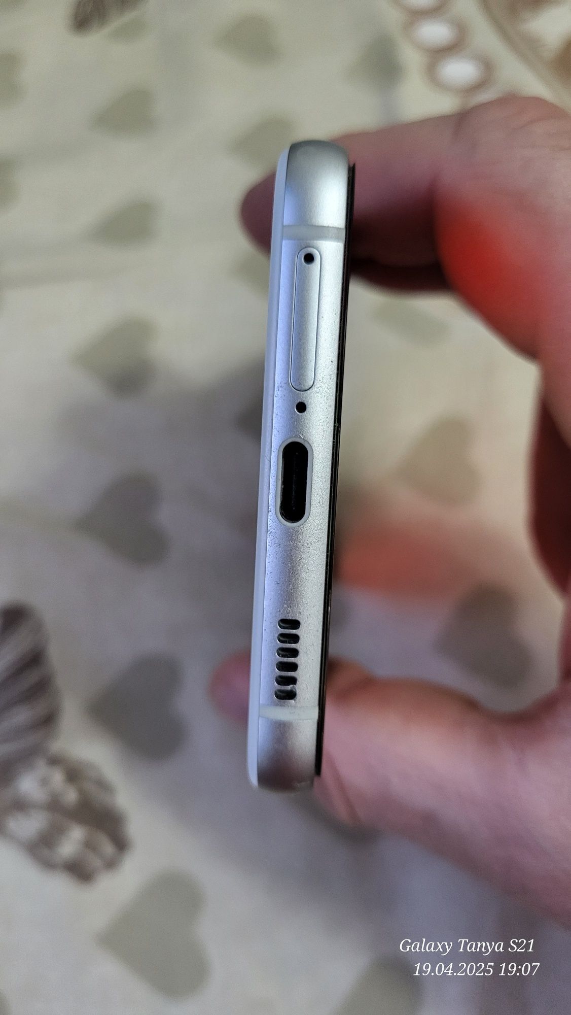 ..Samsung S21FE 6×128