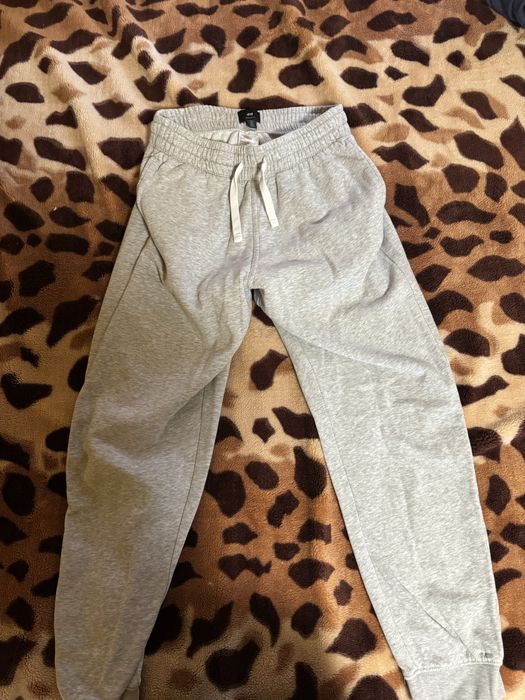 Pantaloni Pentru Barbatul vostru