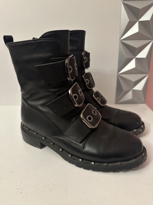 Зимни боти кожени в черно