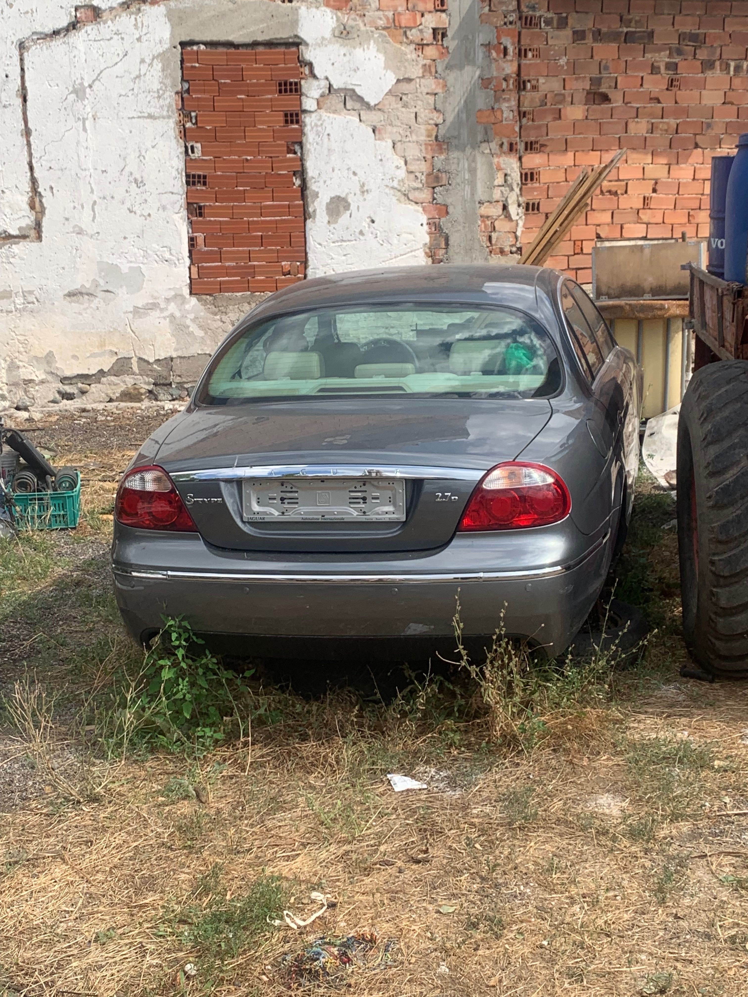 Jaguar S-type 2008г 2.7 би турбо 207кс (пежо мотор)