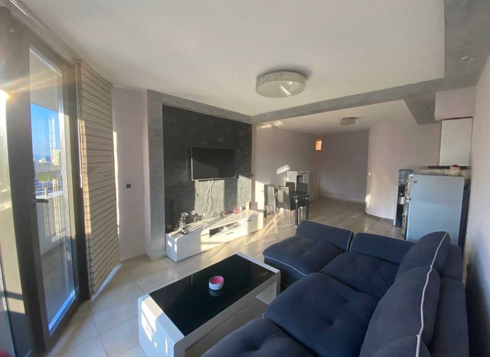 Дава се под наем Двустаен апартамент в София, Манастирски ливади - 80 кв.м за 714 € - Снимка #1