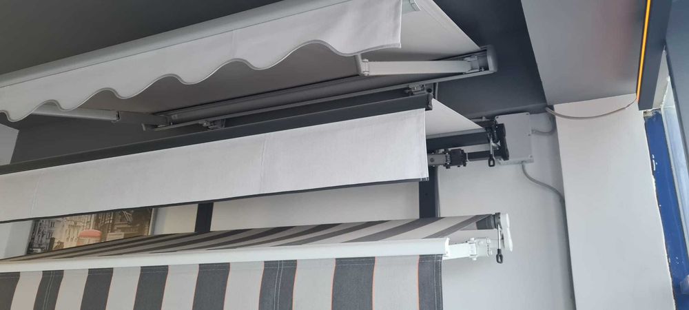 Copertine retractabile folosite in showroom prezentare