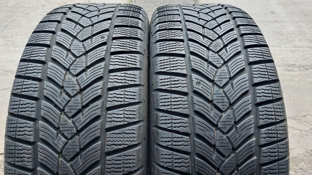 Зимни гуми 225/55/18 Goodyear Ultragrip Performance Suv 2 броя