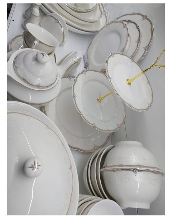 Продам сервиз из 110 предмет в отличном состояний