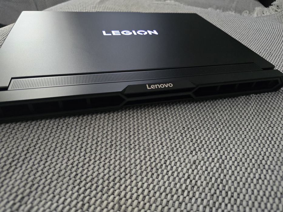 Lenovo LEGION pro 7