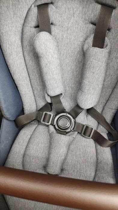 Бебешка количка Roan Ivi 2в1