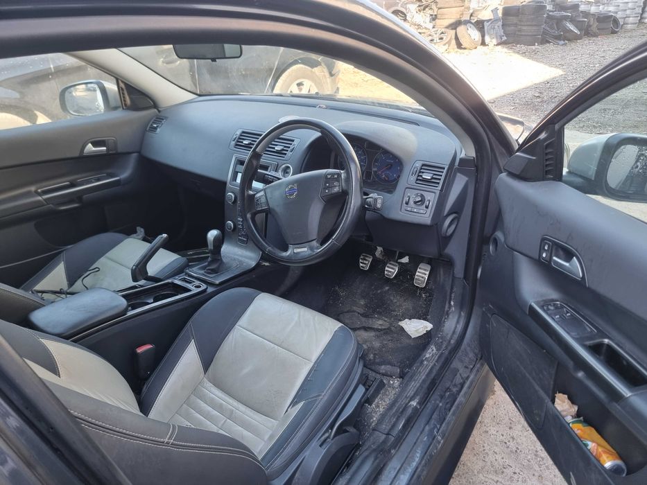 Accesorii OEM si piese auto SH Volvo C30 D4 an 2011