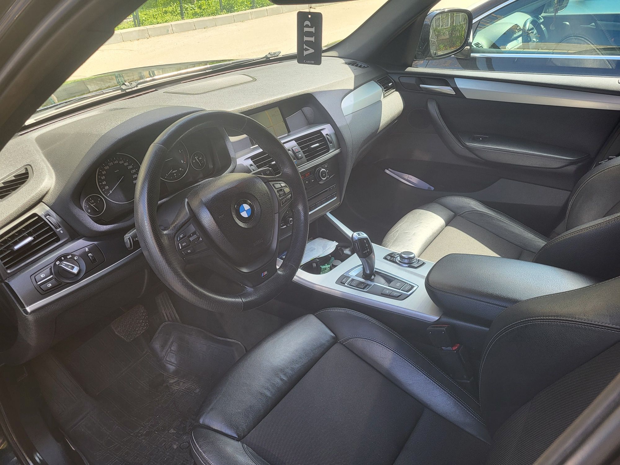 BMW X3 M-PAKET interior-exterior