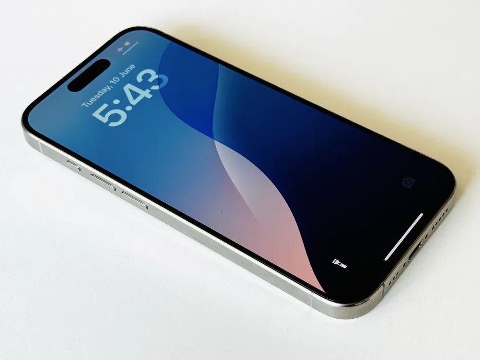 Iphone 15 Pro 128GB Natural Titanium 100% Батерия! Гаранция 6 месеца