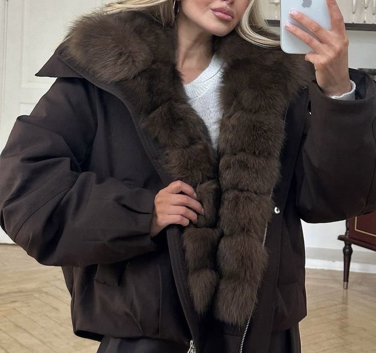 Женская теплая куртка на зиму с натуральным мезом лисы.