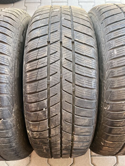 4 броя Зимни Гуми 215/65/16 BARUM ДОТ: 2623