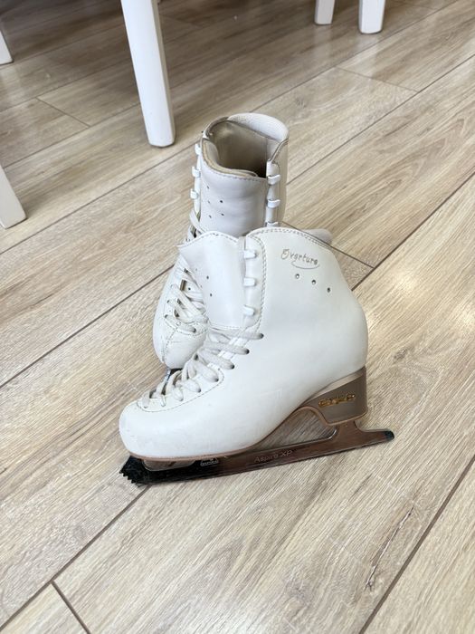 Коньки Edea Overture 220