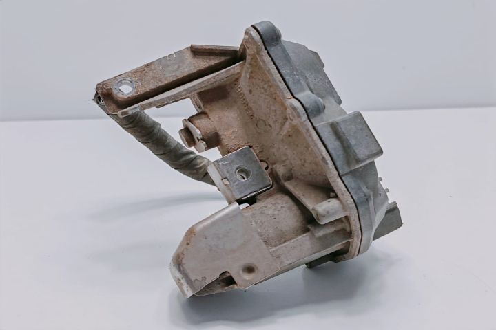 Clapeta evacuare 147B08010R Mercedes-Benz C-Class W205/S205/C205 seri