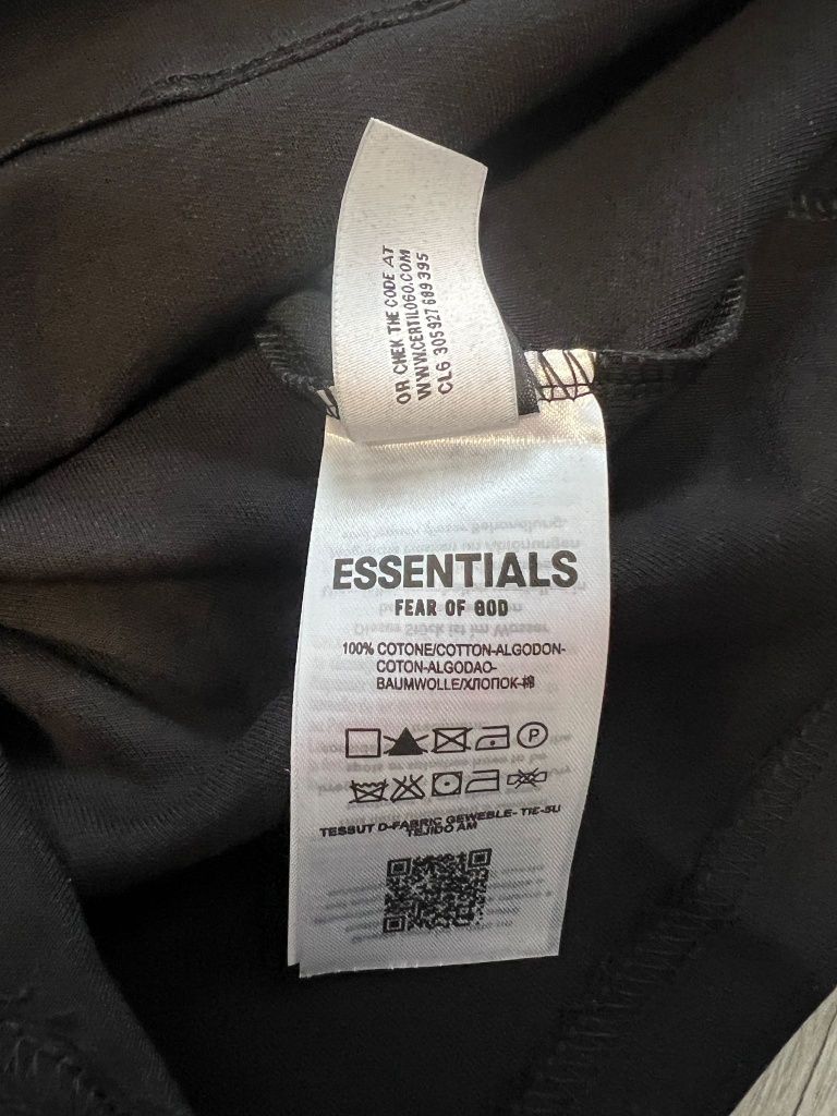 Compleu barbati Essentials