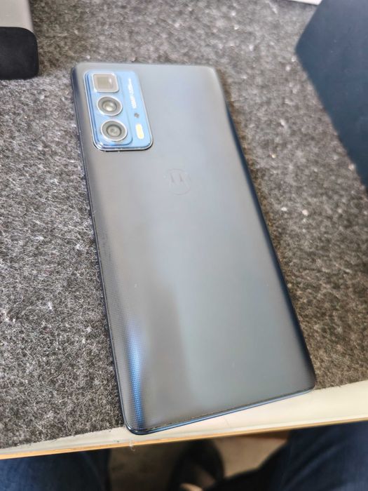 НОВ Motorola EDGE 20 Pro 256GB 12GB Dual SIM Пълен Комплект