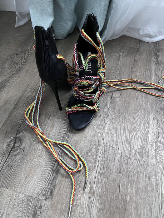 Sandale versatile multicolor, marimea 37, noi cu eticheta