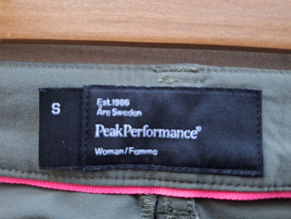 Pantaloni Peak Performancemărimea S