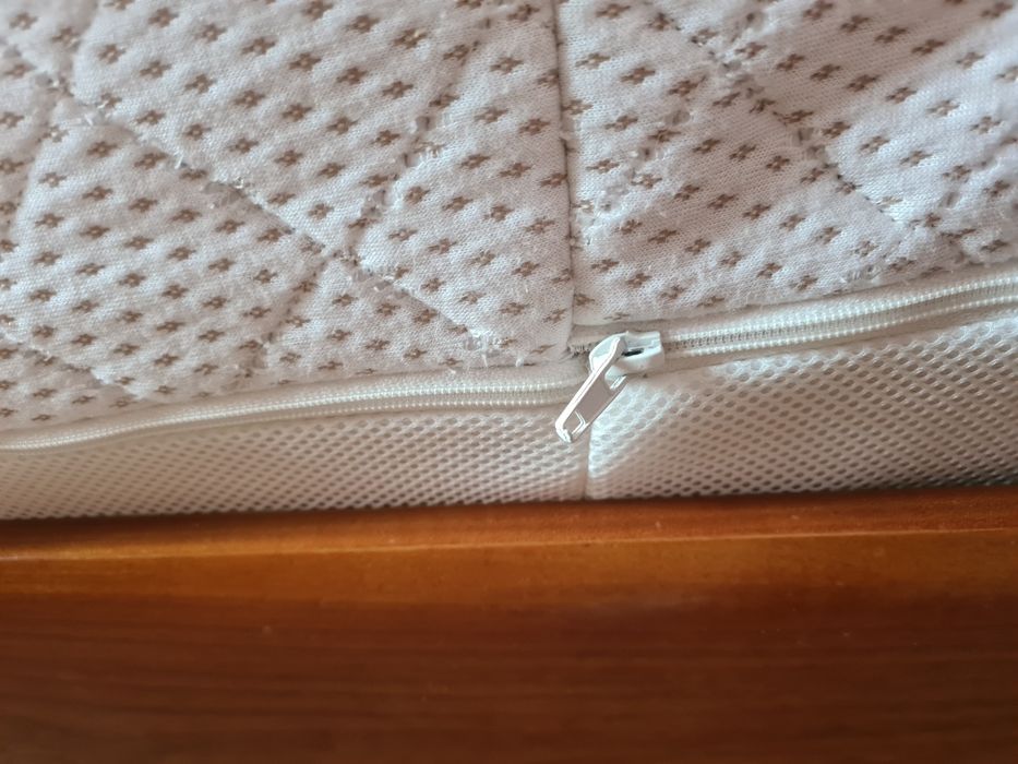 Двулицев матрак 160х200 см