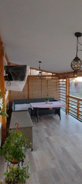 Casa Geamana Bradu, 466 mp teren