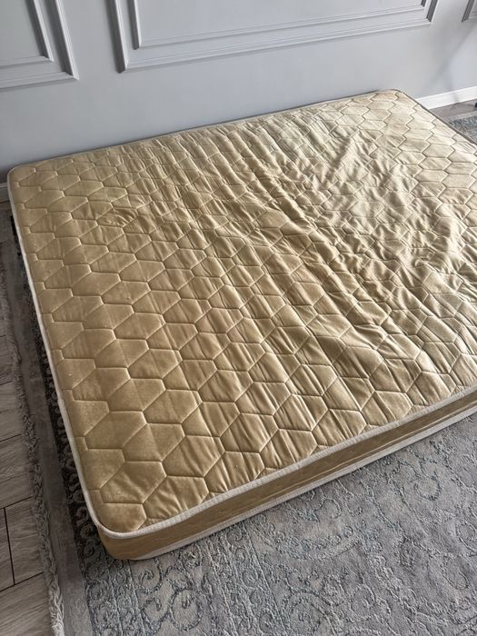 Продам матрас 2*160