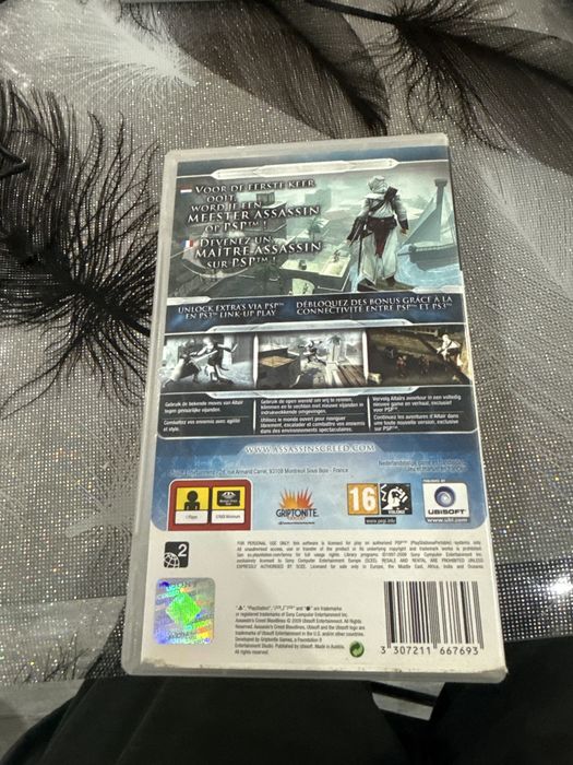 psp Използван Ама работи само батерията му е малко счупен