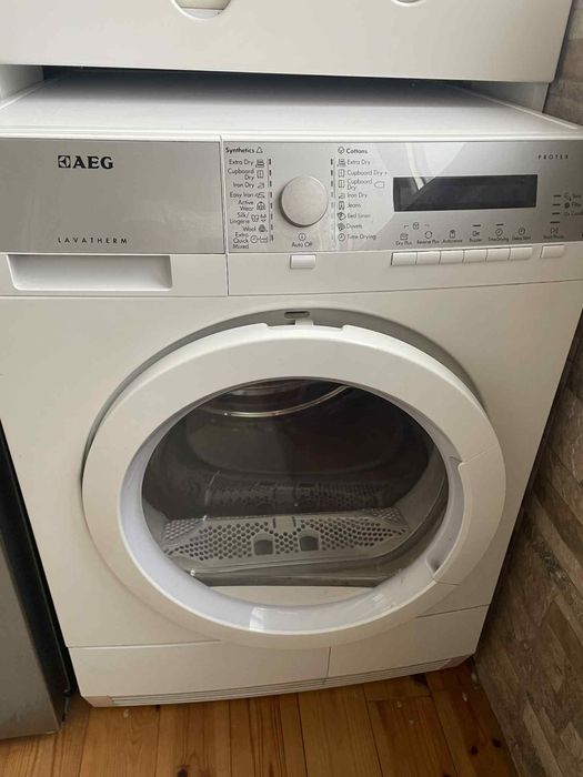 Сушилня AEG 8kg.