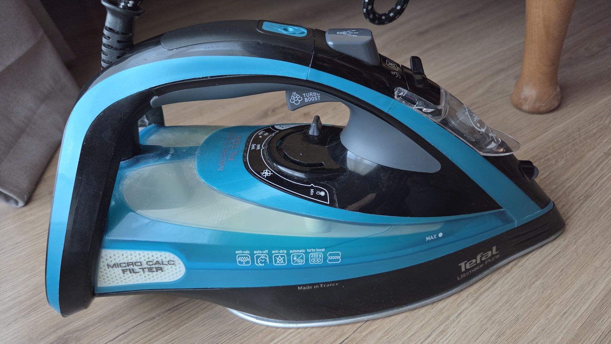Ultimate Pure, Ютия FV9844E0, 3200W, 250 g/min, Durilium Airglide Aut
