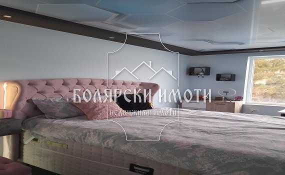 Продава се Четиристаен апартамент в Велико Търново, Център - 160 кв.м за 1407 €/кв.м - Снимка #7
