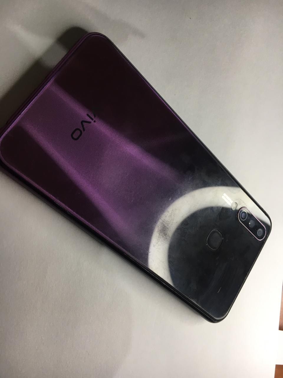 Продам vivo 1902