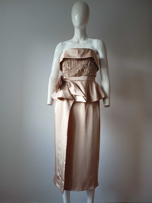 Rochie Isabel Garcia nouă