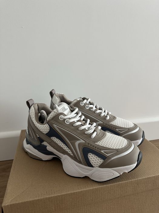 Спортни обувки Steve Madden