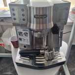 Aparat de cafea delonghi