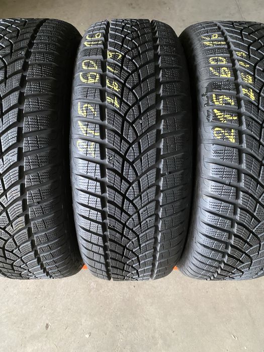 Anvelope iarna 215/60/16 Goodyear Ultra Grip Performance 215 60 16 R16
