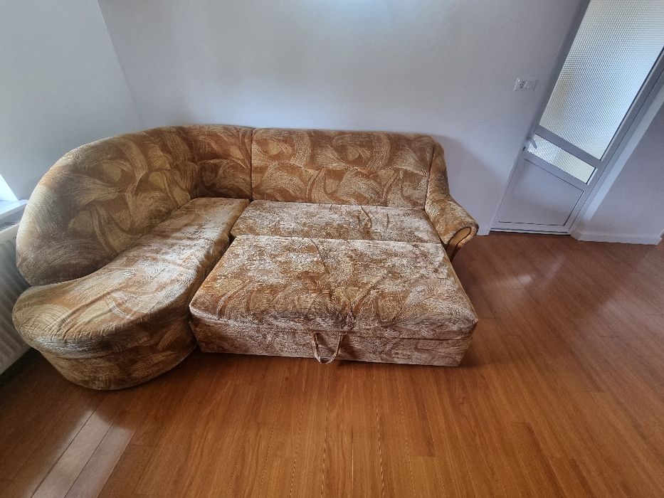 Canapea extensibilă