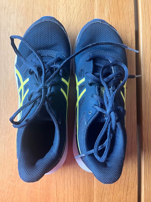 Детски маратонки Asics 35 номер