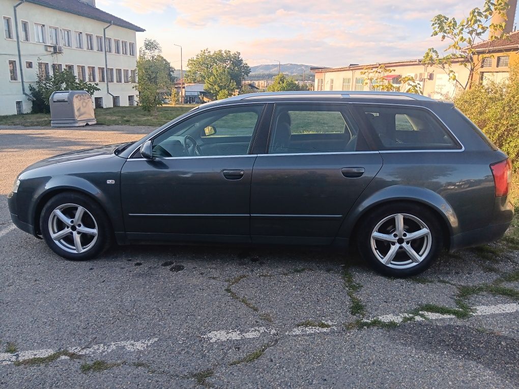 Продавам ауди а4 б6 2004г.1.9 тди 131к.с авф 6-скорости