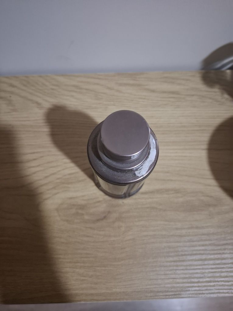 Празна бутилка Hugo Boss Bottled Absolute
100 ml