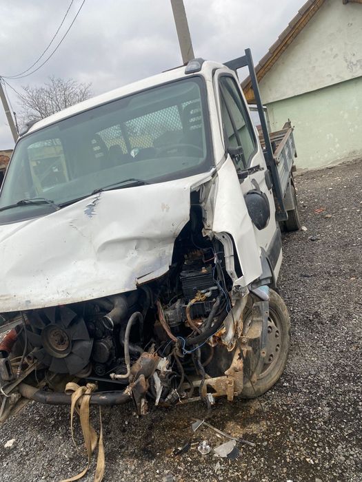 Vând camioneta iveco