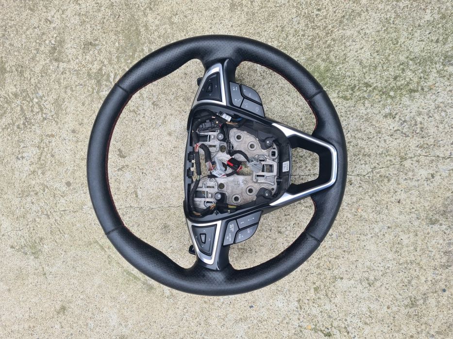 Volan ford mondeo Mk5 cu comenzi și padele