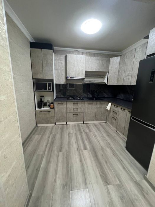 Продется евро квартира 4/5/5 На карасу