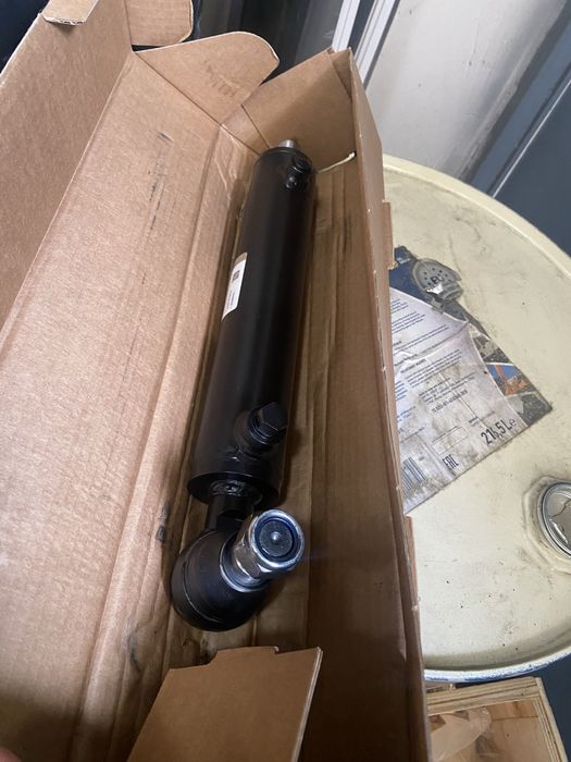 Magnum 8940 Zapchast