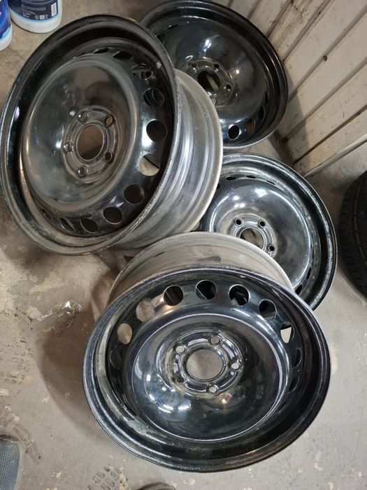 Vând set 4 jante oțel R16